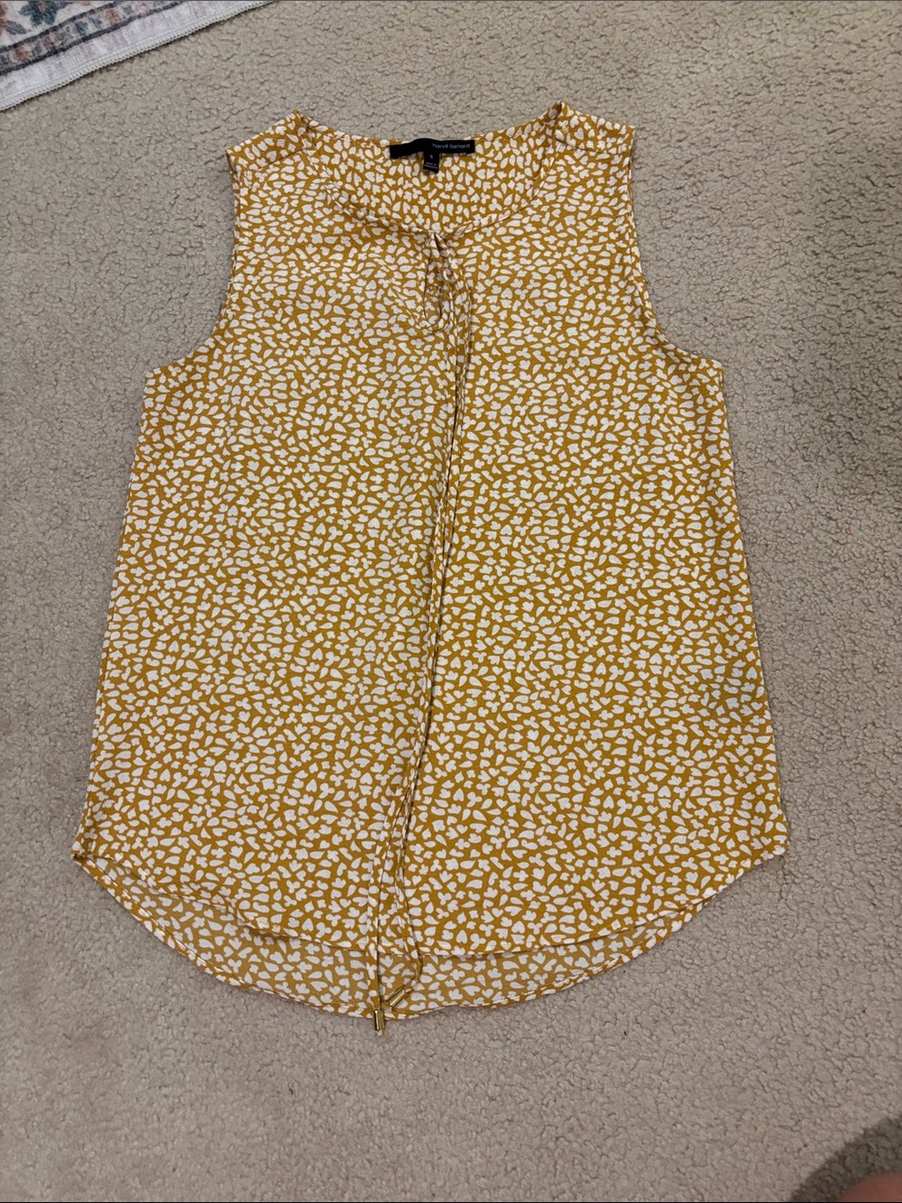 Harve Benard Yellow and White Sleeveless Tie-Neck Camisole